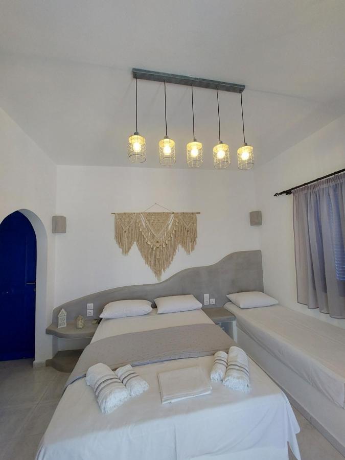 Anemelia Hotel Adamas Exterior photo