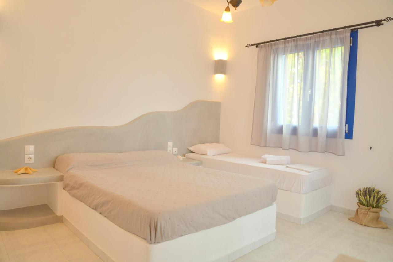 Anemelia Hotel Adamas Exterior photo