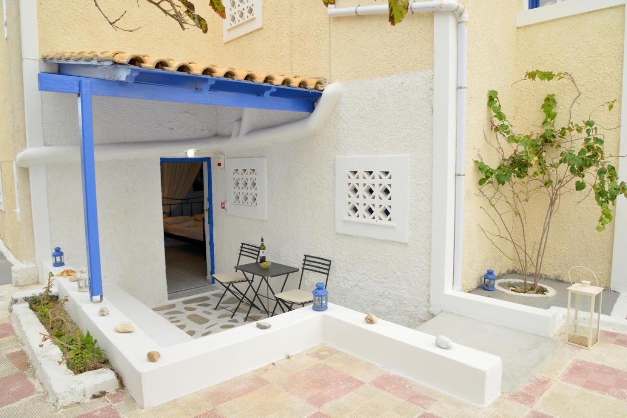 Anemelia Hotel Adamas Exterior photo